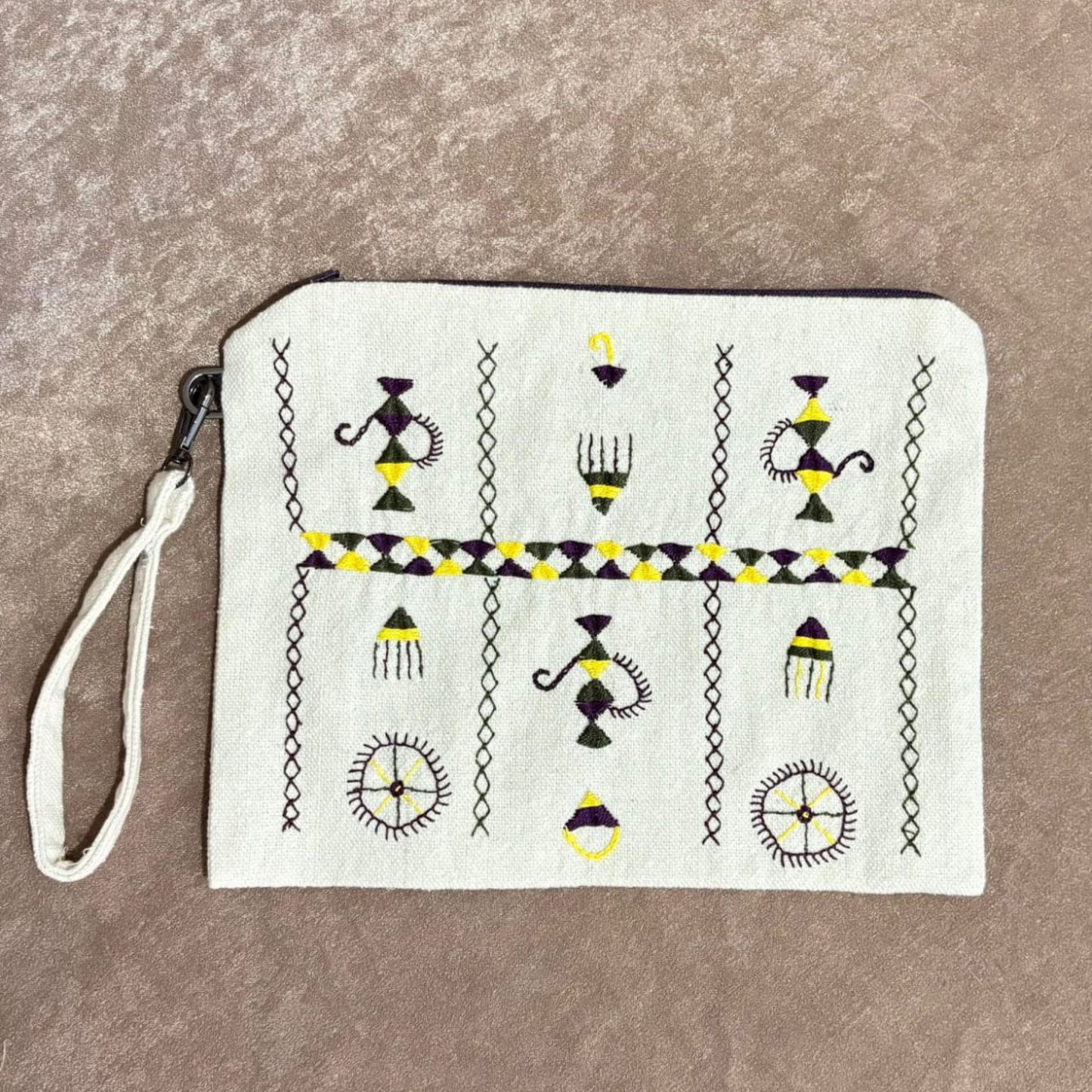 Theraa- Multi-Purpose Clutch – Hand-Embroidered in Siwa