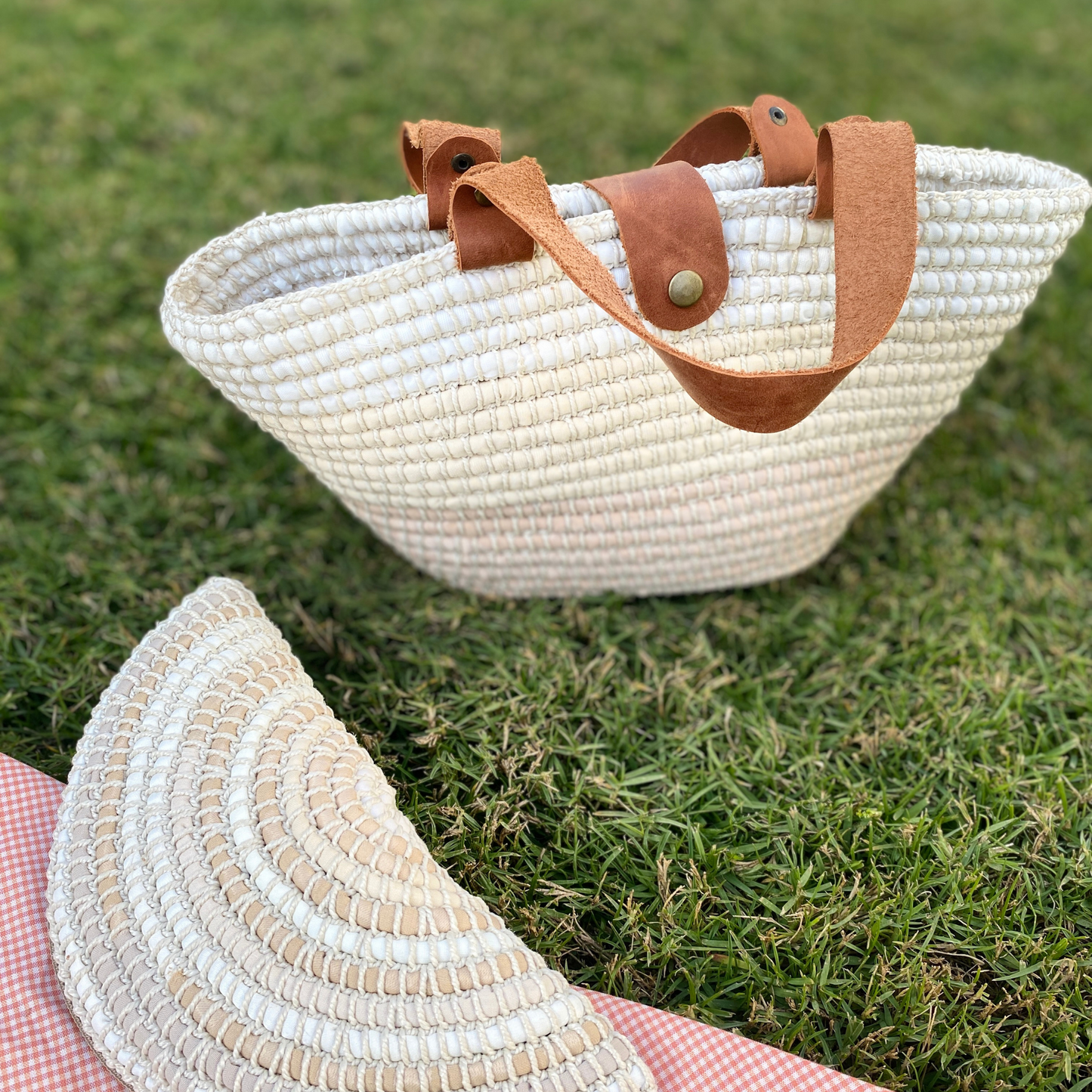 Kendaka- Mini Crochet Handbag